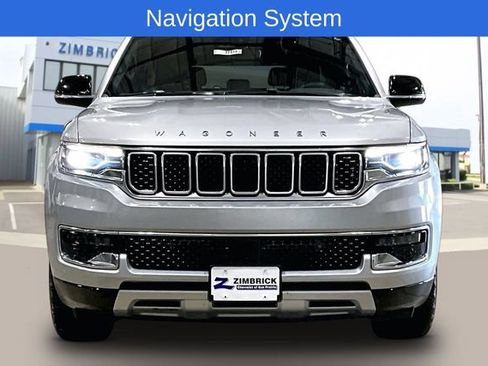 Used 2024 Jeep Wagoneer L Series II w/ Flexible Seating Group AWD/4WD image 2