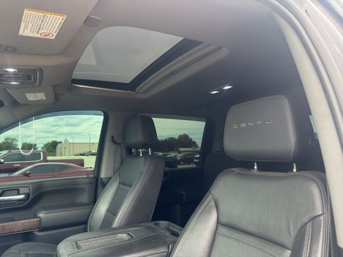 Used 2020 GMC Sierra 2500 Denali w/ Denali Ultimate Package AWD/4WD image 4