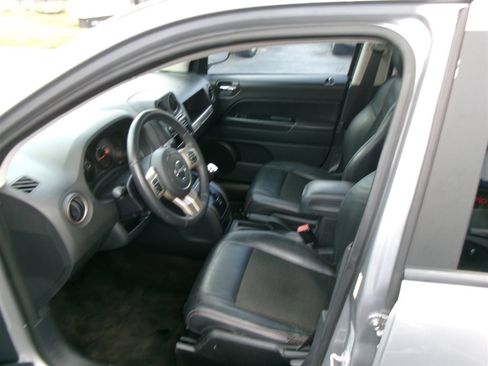 Used 2016 Jeep Compass 75th Anniversary w/ Power Value Group image 17