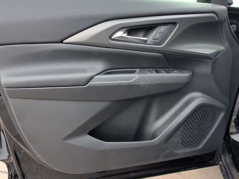 New 2026 Chevrolet Equinox EV LT image 13