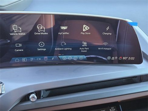 New 2026 Cadillac Vistiq Platinum image 26