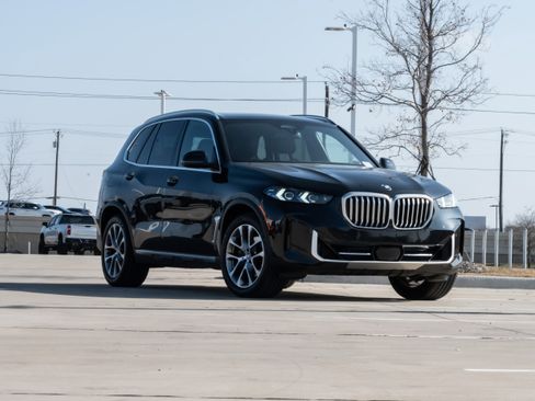 Certified 2025 BMW X5 xDrive40i w/ Premium Package image 2
