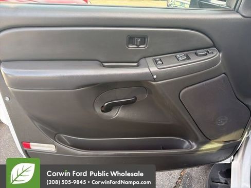 Used 2007 Chevrolet Silverado 2500 LT image 14