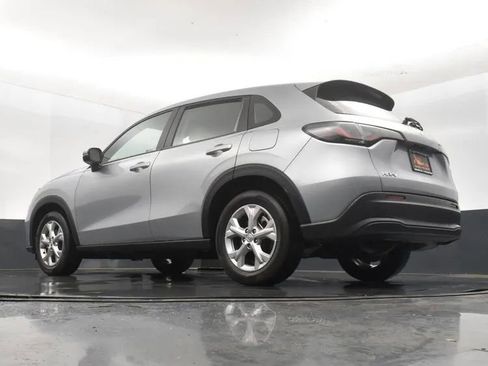 Used 2023 Honda HR-V LX image 12