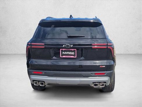 New 2026 Chevrolet Traverse Z71 w/ Enhanced Driving Package AWD/4WD image 5