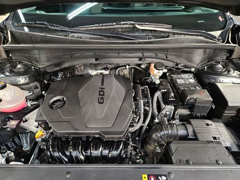 Used 2024 Kia Sorento LX image 19