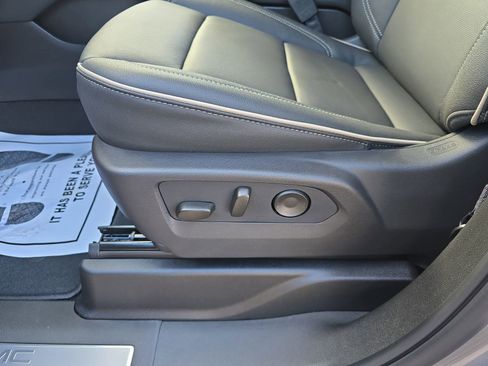 New 2026 GMC Yukon XL Elevation image 31