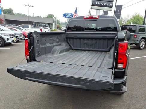 Used 2024 Chevrolet Colorado Z71 AWD/4WD image 27