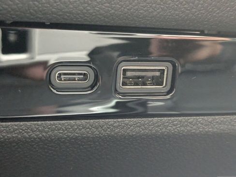 New 2026 Buick Enclave Sport Touring w/ Power Package image 25