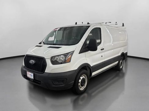Used 2023 Ford Transit 250 Low Roof RWD image 4