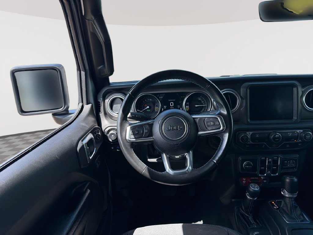 Used 2022 Jeep Wrangler Unlimited Rubicon 4xe AWD/4WD image 11