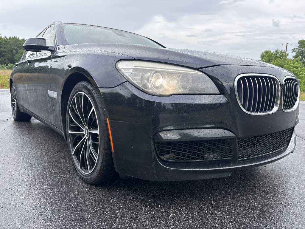 Used 2014 BMW 750Li RWD image 7
