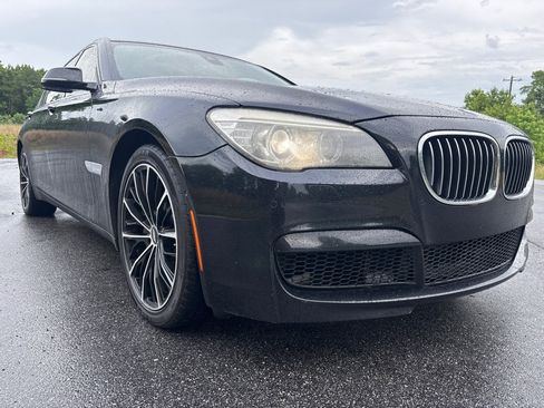 Used 2014 BMW 750Li RWD image 7