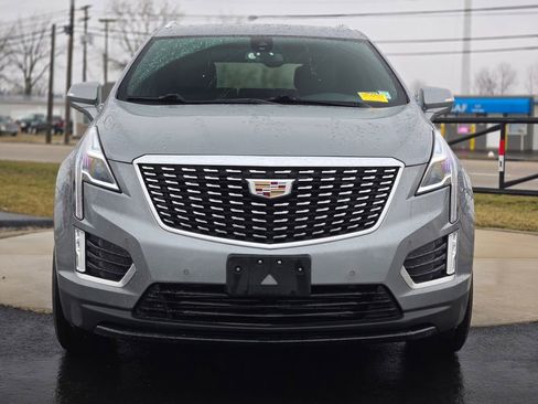 Used 2023 Cadillac XT5 Luxury image 2