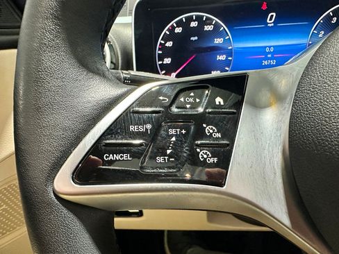 Certified 2023 Mercedes-Benz C 300 4MATIC Sedan image 18