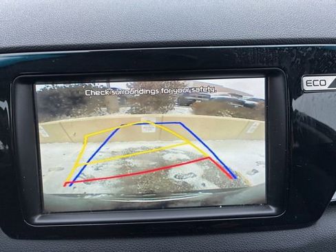 Used 2018 Kia Niro EX w/ EX Touring Graphite Edition image 8