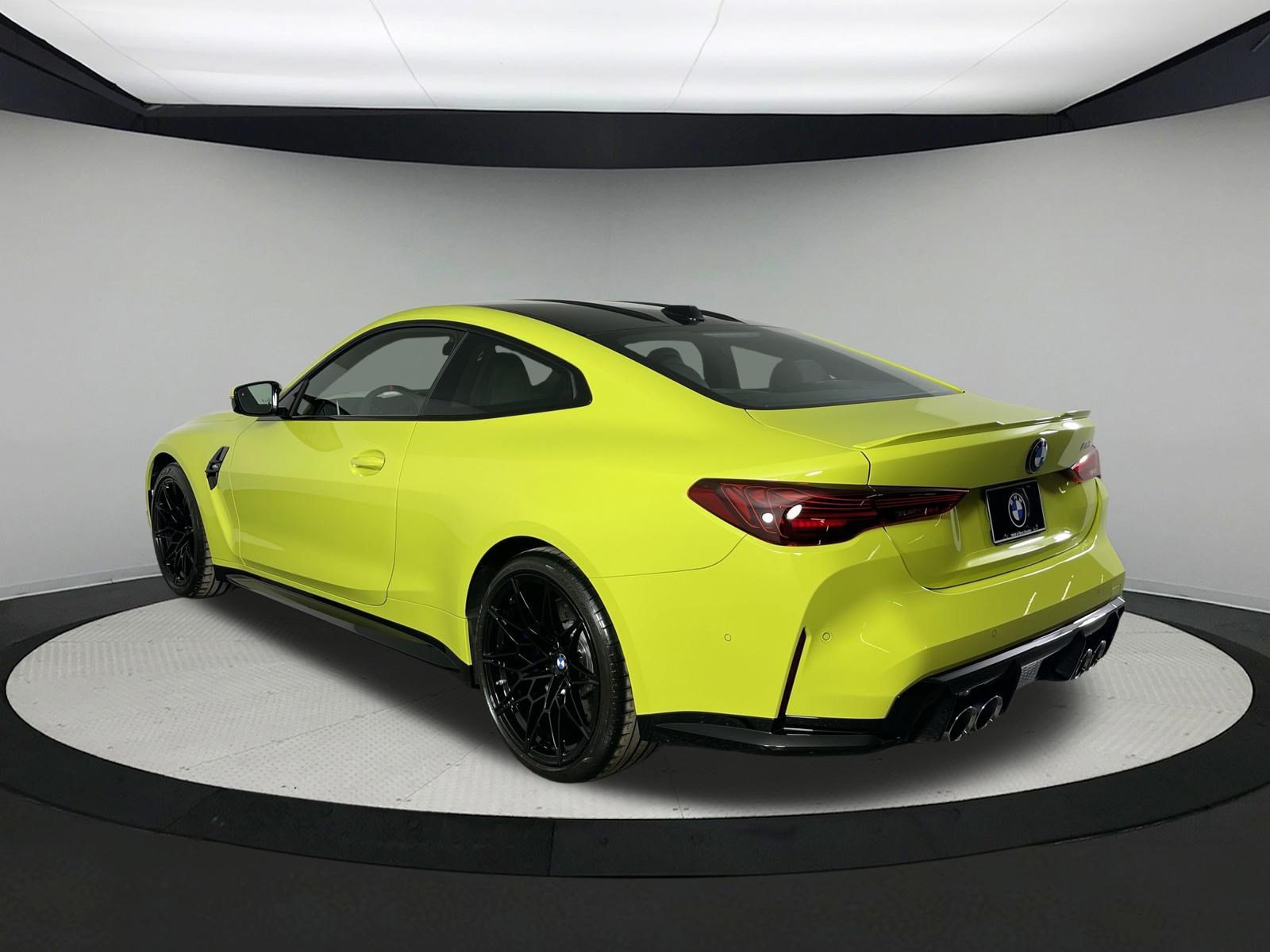 Used 2026 BMW M4 Coupe w/ Executive Package RWD image 6