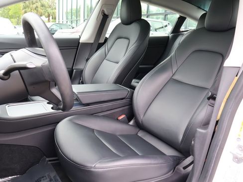 Used 2021 Tesla Model 3 Standard Range Plus RWD image 28