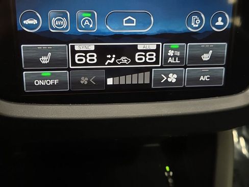 Used 2025 Subaru Forester Premium AWD/4WD image 20