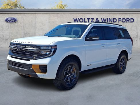 Used 2026 Ford Expedition Tremor AWD/4WD image 3