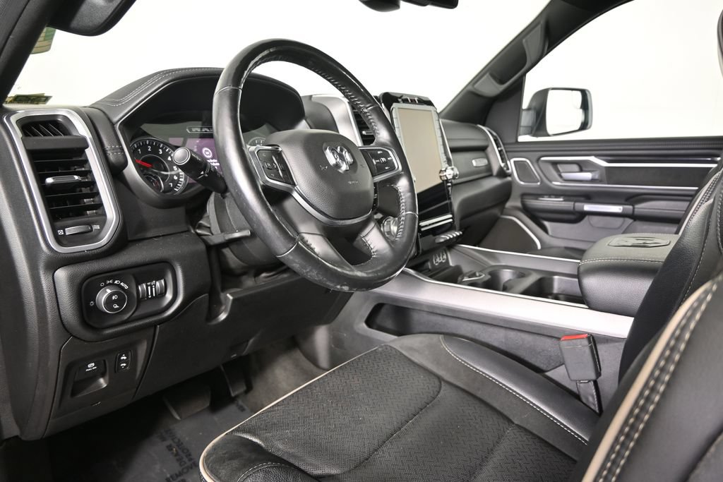 Used 2020 RAM 1500 Laramie AWD/4WD image 23