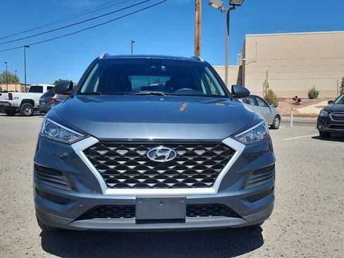 Used 2019 Hyundai Tucson Value FWD image 2