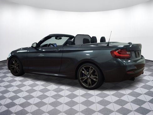 Used 2016 BMW M235i xDrive Convertible image 3