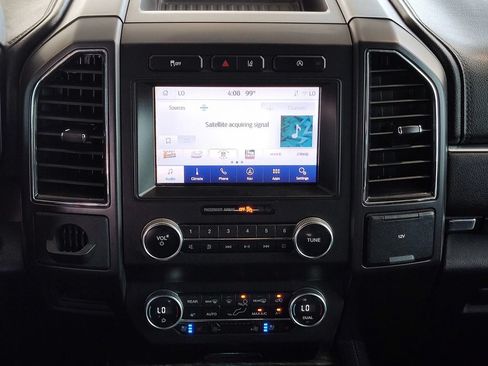Used 2020 Ford Expedition Limited RWD image 31