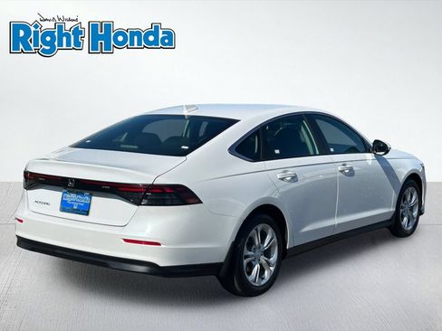 Used 2025 Honda Accord LX image 5
