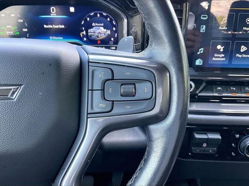 Used 2022 Chevrolet Silverado 1500 ZR2 w/ Technology Package AWD/4WD image 32