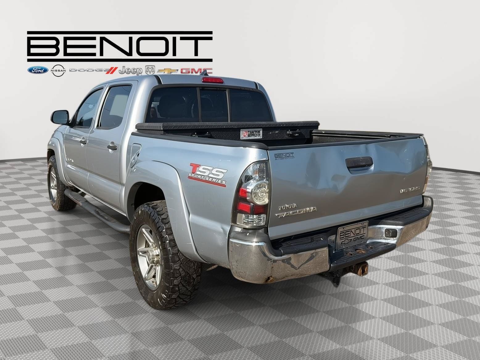 Used 2014 Toyota Tacoma 4x4 Double Cab w/ SR5 Package image 3