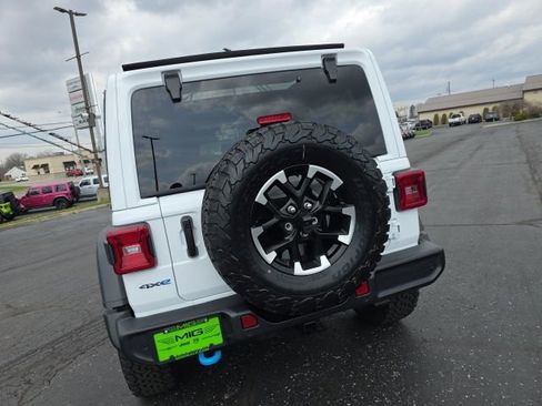 Used 2025 Jeep Wrangler Unlimited Rubicon 4xe w/ Safety Group AWD/4WD image 6
