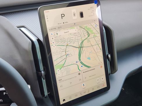 New 2026 Volvo EX30 Plus w/ Climate Package image 7