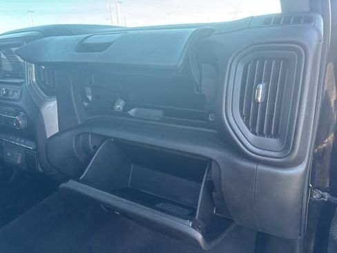 Used 2019 Chevrolet Silverado 1500 Custom w/ Infotainment Package image 22