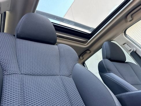 Used 2022 Subaru Forester Premium w/ Popular Package #2 image 18