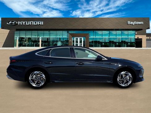 New 2026 Hyundai Sonata SEL image 9