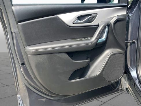 Used 2022 Chevrolet Blazer LT FWD image 21