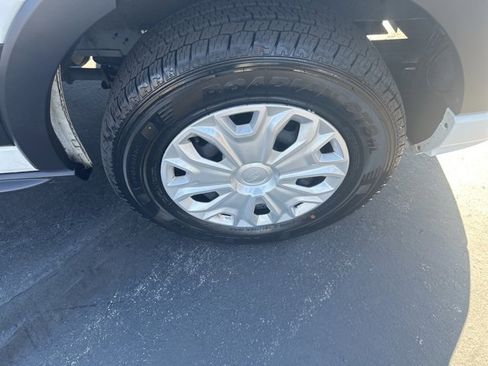 Used 2023 Ford Transit 350 XLT image 22