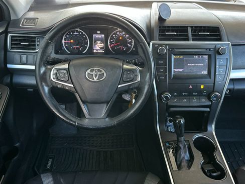 Used 2017 Toyota Camry SE image 13