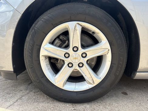 Used 2024 Chevrolet Malibu LS w/ Driver Confidence Package FWD image 9