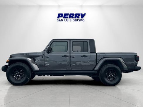 Used 2021 Jeep Gladiator Willys image 6