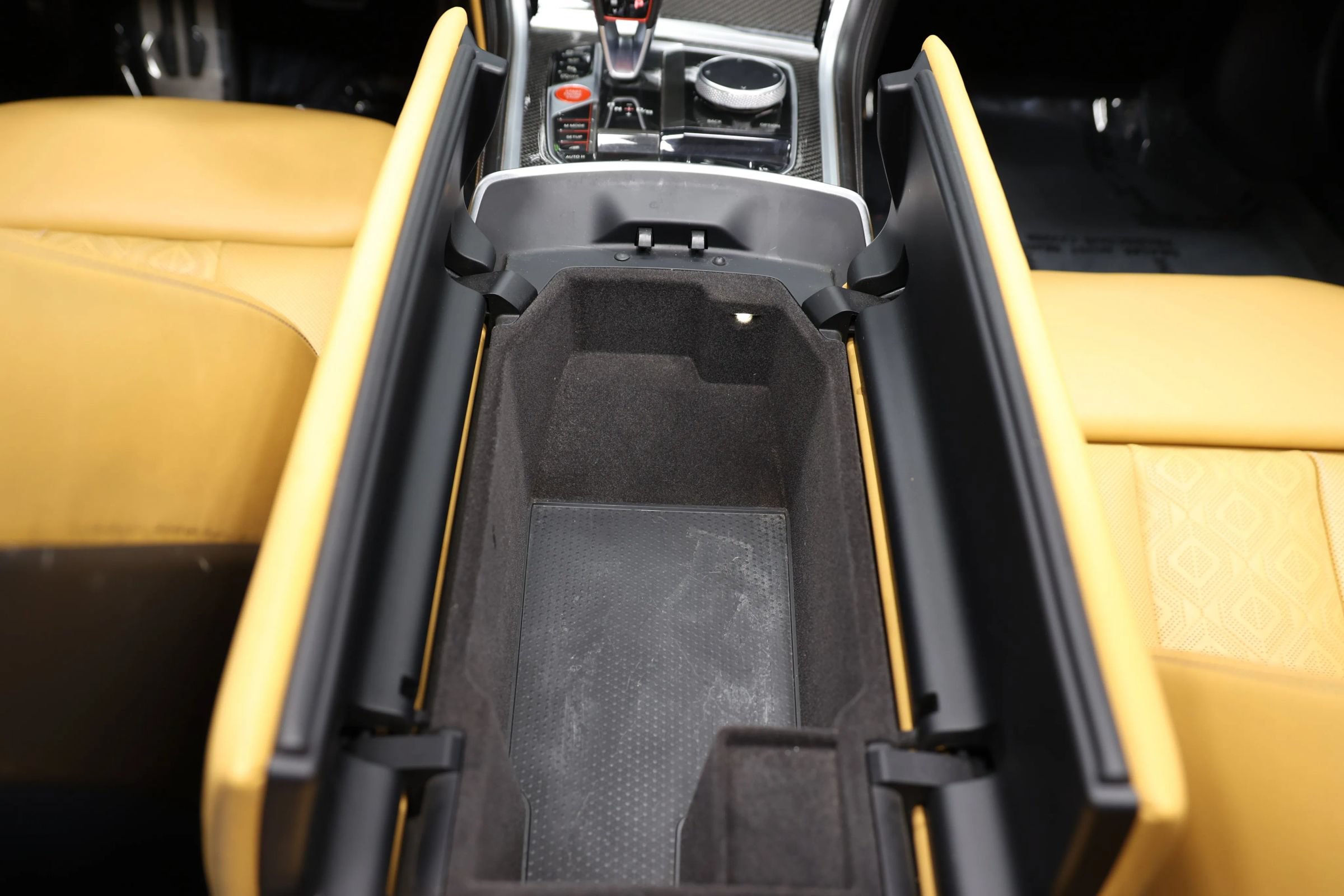 Used 2020 BMW M8 Convertible w/ M Driver's Package AWD/4WD image 47