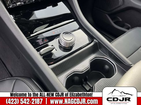 New 2025 Jeep Grand Cherokee Limited image 27