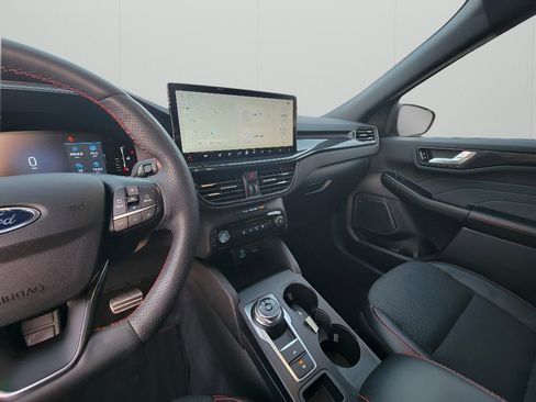 Used 2023 Ford Escape ST-Line w/ Tech Pack #1 image 19