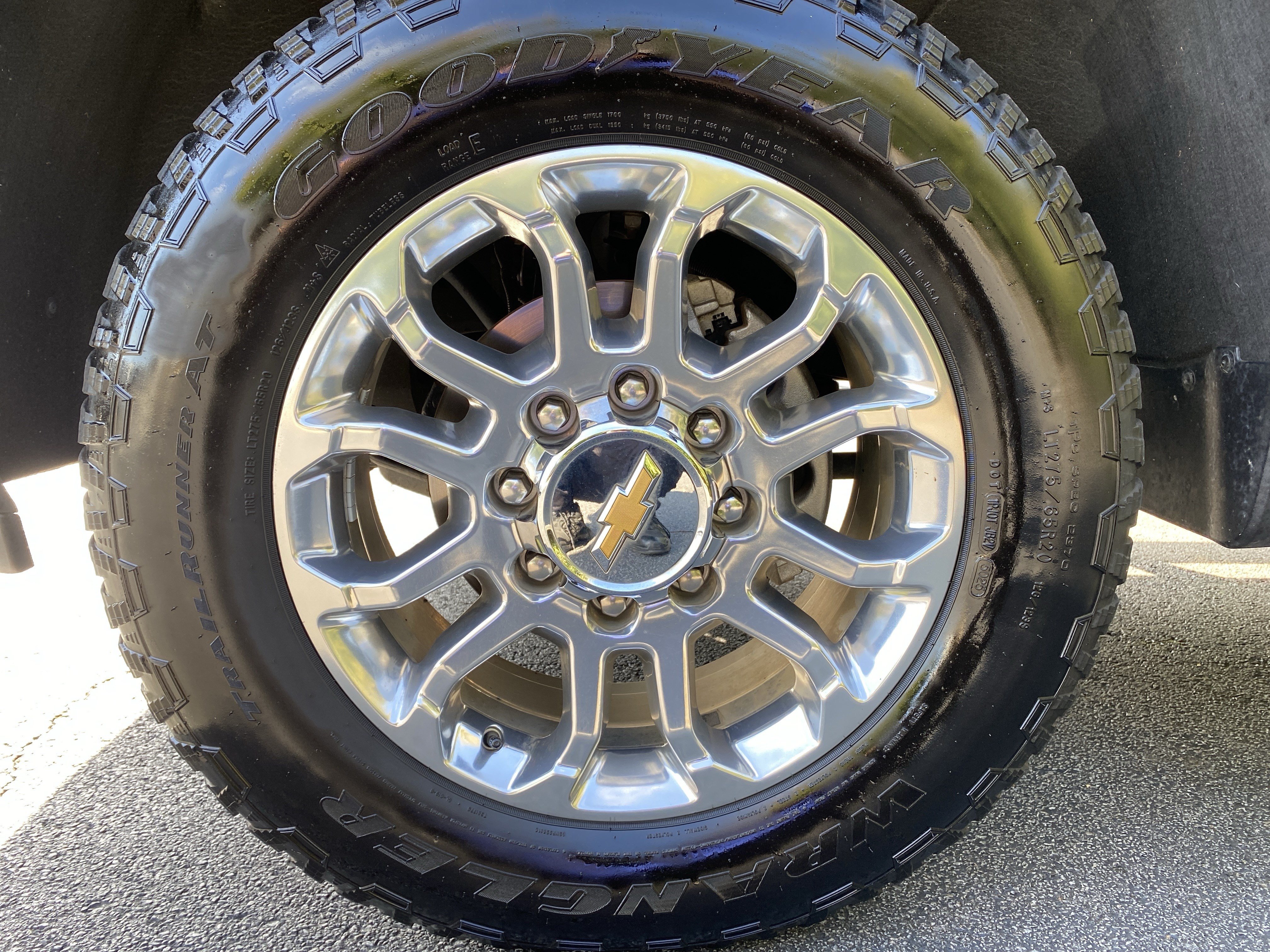Used 2024 Chevrolet Silverado 2500 LTZ w/ LTZ Plus Package AWD/4WD image 48