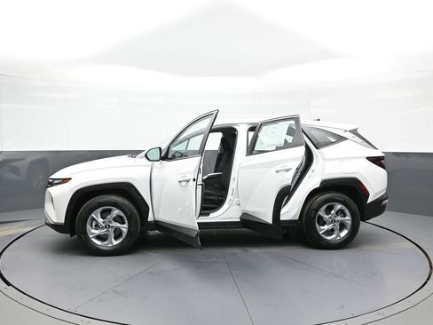 Certified 2023 Hyundai Tucson SE image 42