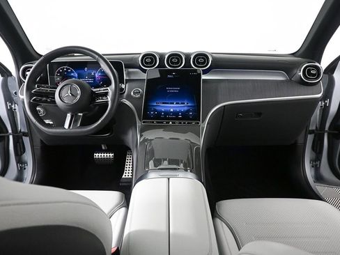 Certified 2025 Mercedes-Benz GLC 300 4MATIC image 16