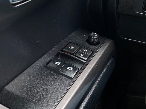 Used 2019 Toyota Tacoma TRD Off-Road w/ TRD Premium Off Road Package image 49