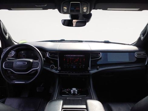 Used 2022 Jeep Wagoneer Series II image 10