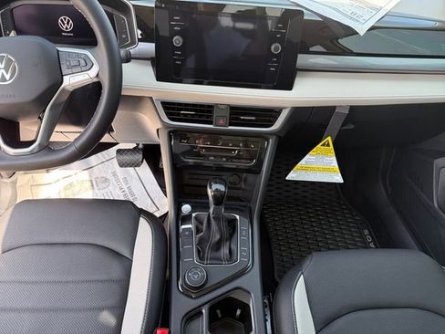 New 2025 Volkswagen Taos SEL image 11